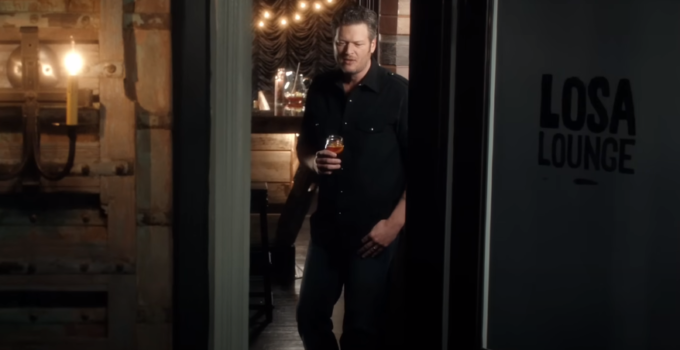 Blake Shelton.png