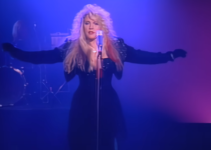 Stevie Nicks.png